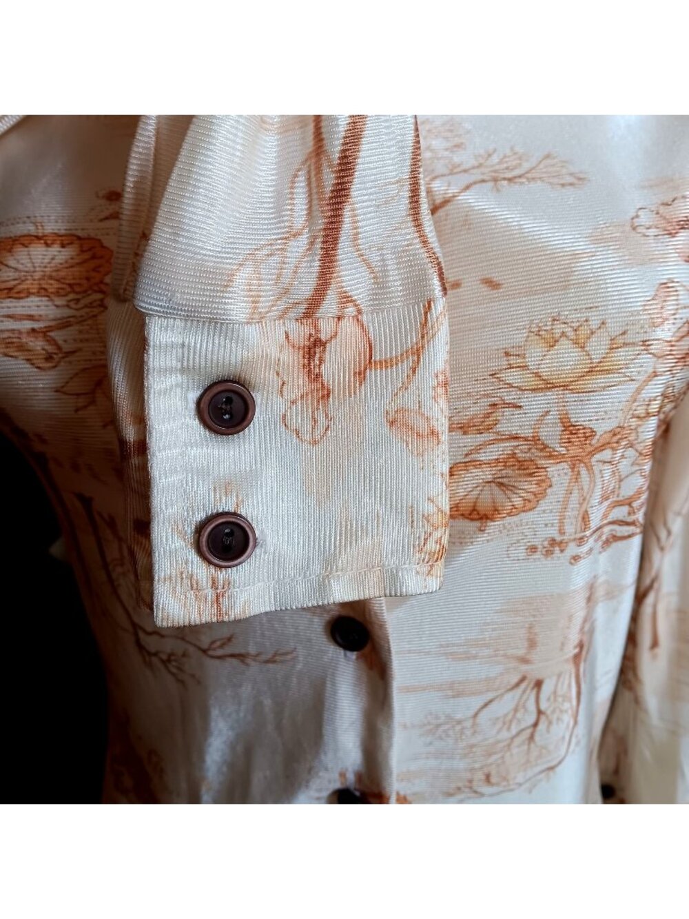 True Vintage Disco Top Medium Floral Print Satin Acetate Blouse Nature Print 70s